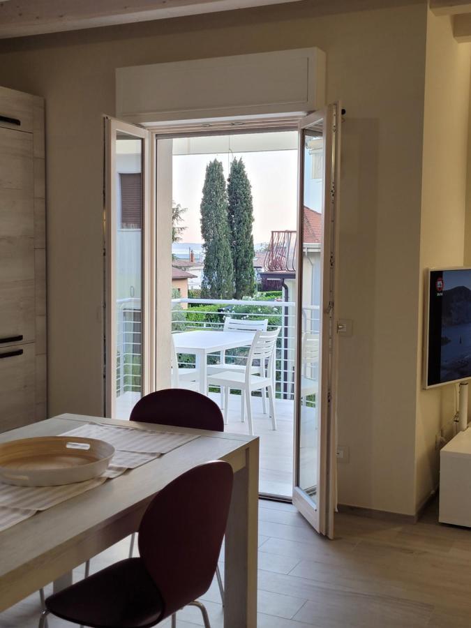 Garda view - Nuovo appartamento con solarium vista lago Esterno foto