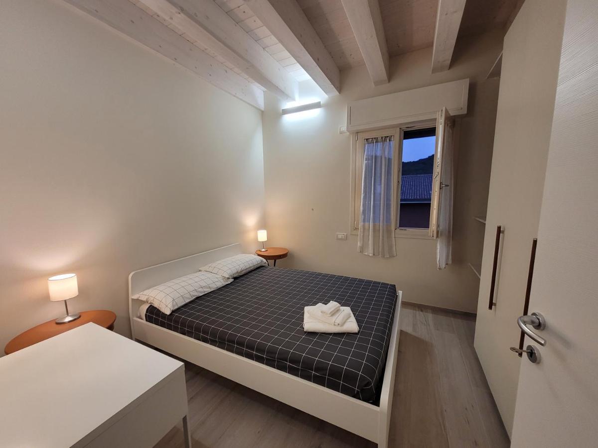 Garda view - Nuovo appartamento con solarium vista lago Esterno foto